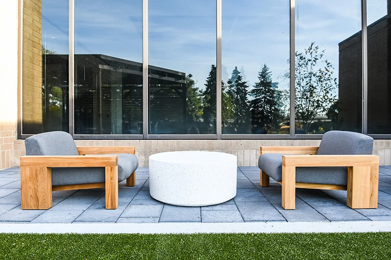 The E Outdoor Lounge Seating Outdoor Lounge Seating