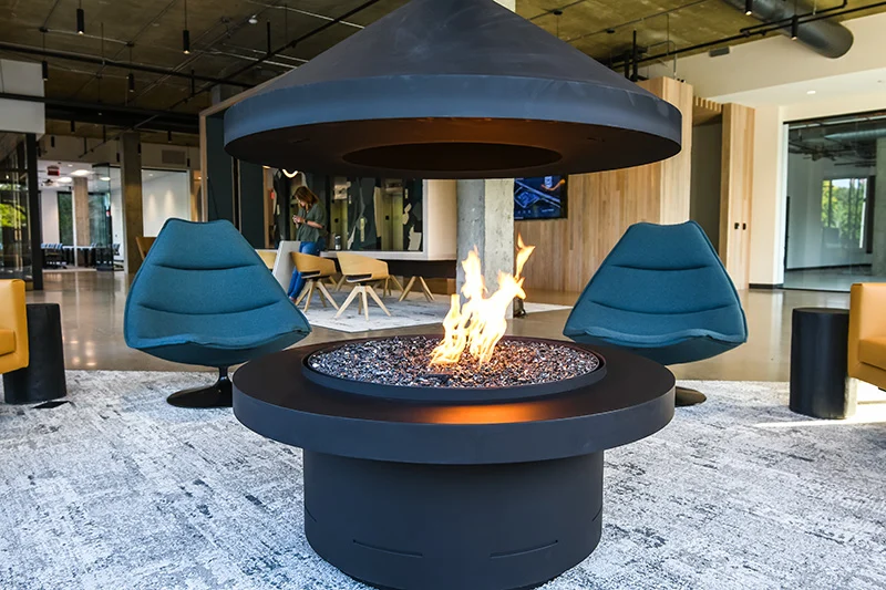 The E Fireplace Lobby Seating The E Fireplace Lobby Seating