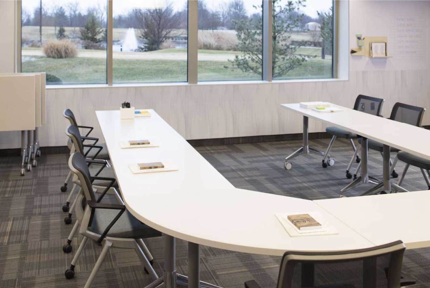 Training and meeting space featuring OFS Applause Tables and Flexxy Seating